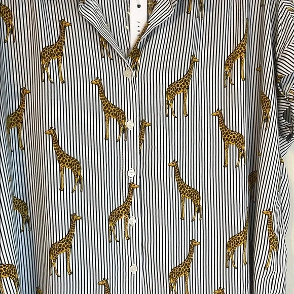 Jane and Delancey Black and white Striped Giraffe  Button Down Shirt - Picture 6 of 11
